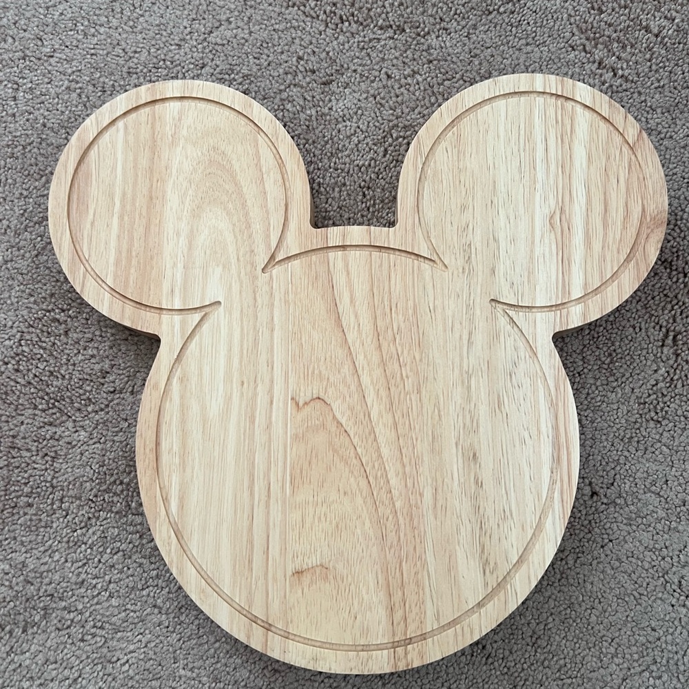 Disney Mickey Mouse Cheese Board and Tool Set - NWT - Picture 4 of 5